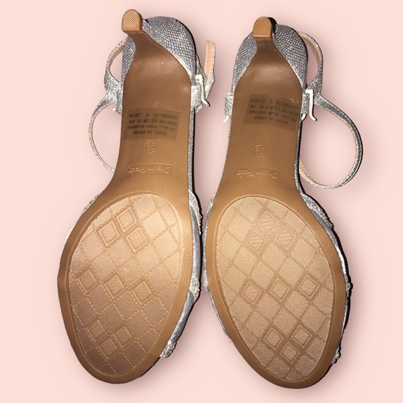 Dream Pairs Fashion Heels Glitter Size 9 1/2 - Picture 3 of 5